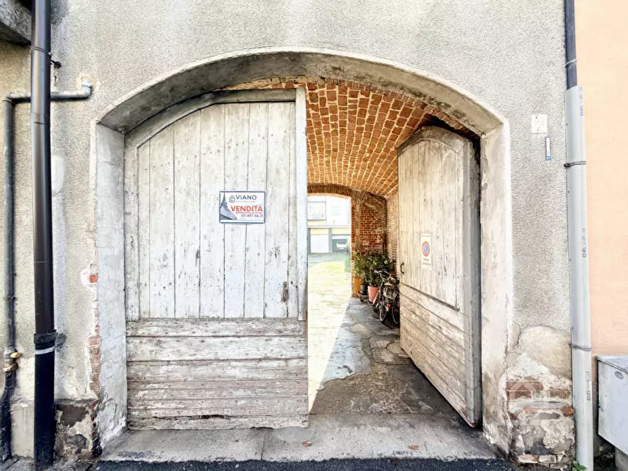 Immagine 6 di Garage in vendita  in Via Caduti per la Libertà 34 a Chivasso