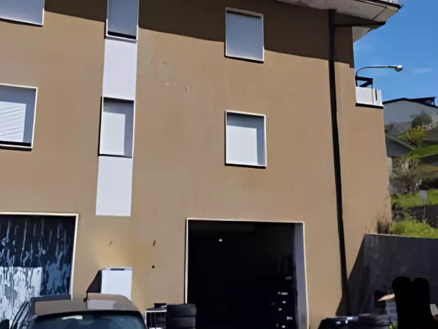 Immagine 3 di Garage in vendita  in Via Rocco Scotellaro a Lauria