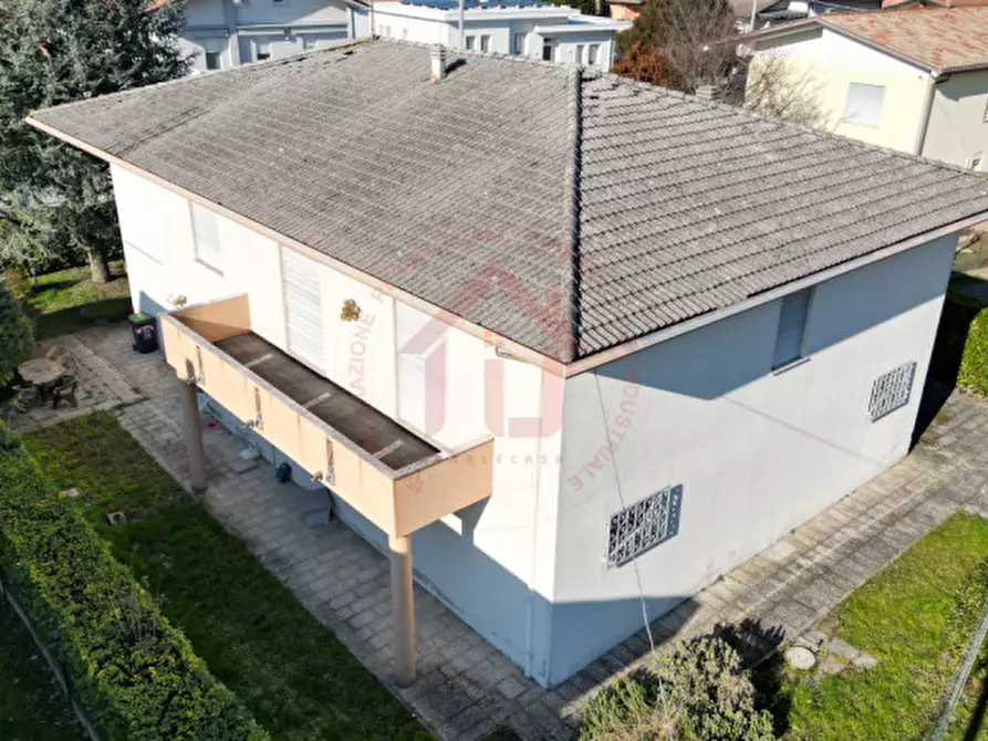 Immagine 4 di Casa indipendente in vendita  in Via Mascagni a Abano Terme