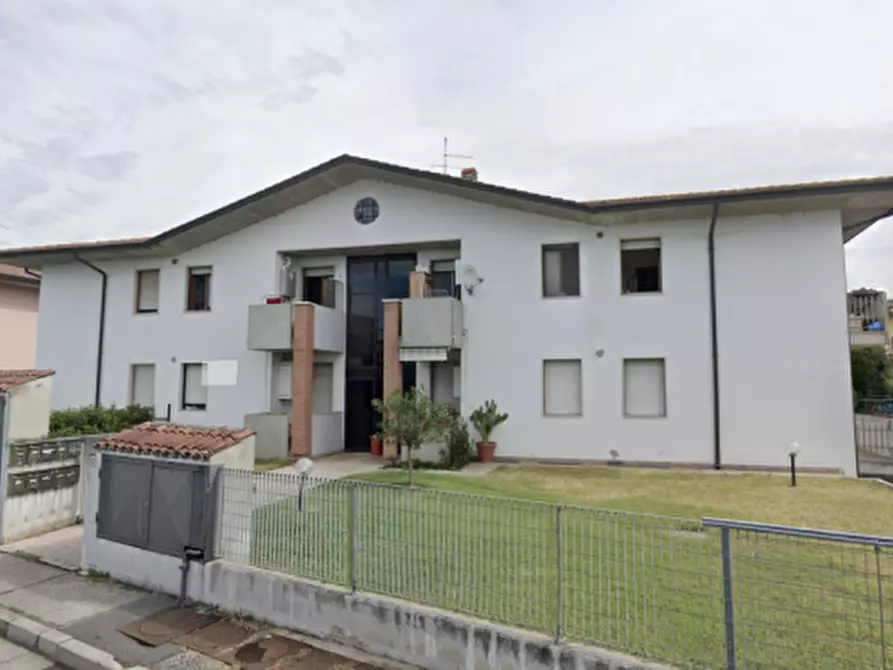 Immagine 1 di Appartamento in vendita  in Via Bellini a Oppeano