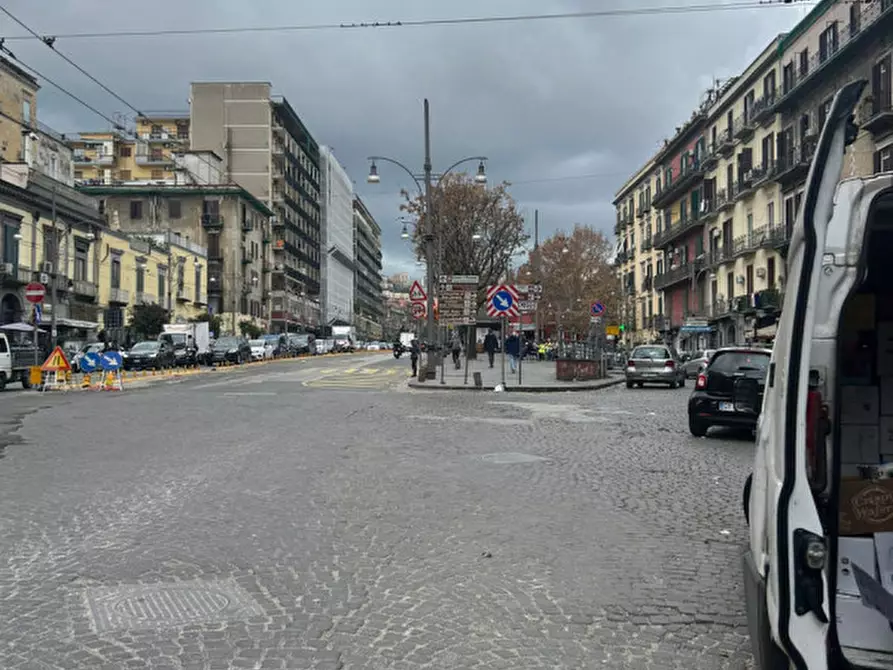 Immagine 30 di Appartamento in affitto  in via Foria 33 a Napoli