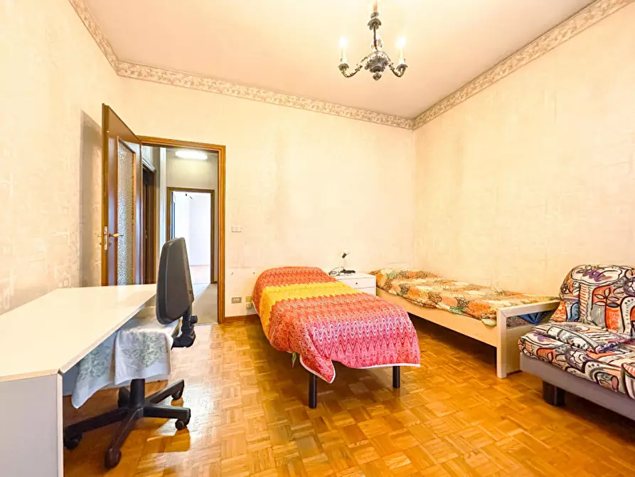 Immagine 9 di Appartamento in vendita  in Via Roma, 15 a Gattinara