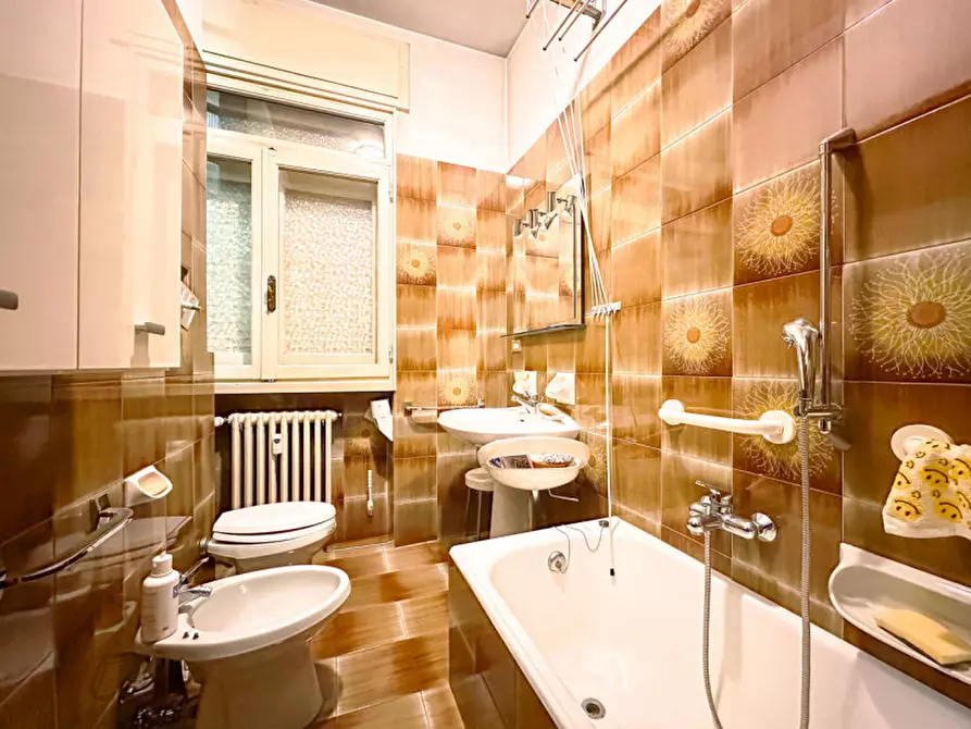 Immagine 14 di Appartamento in vendita  in Via Roma, 15 a Gattinara