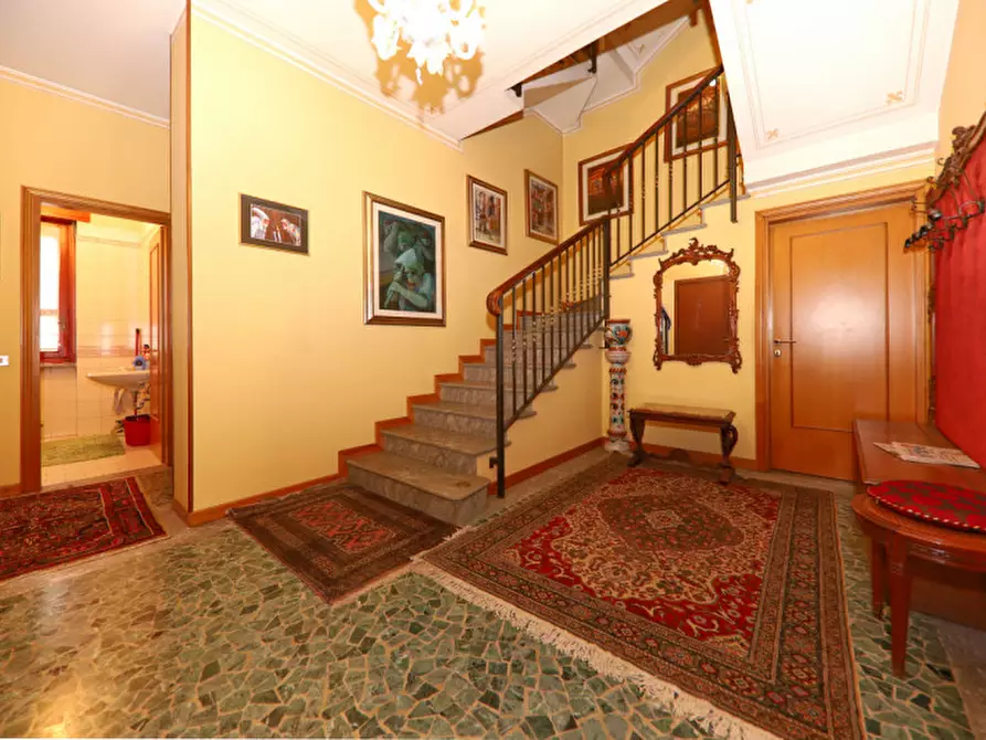 Immagine 7 di Casa bifamiliare in vendita  in Corso Isonzo a Seveso