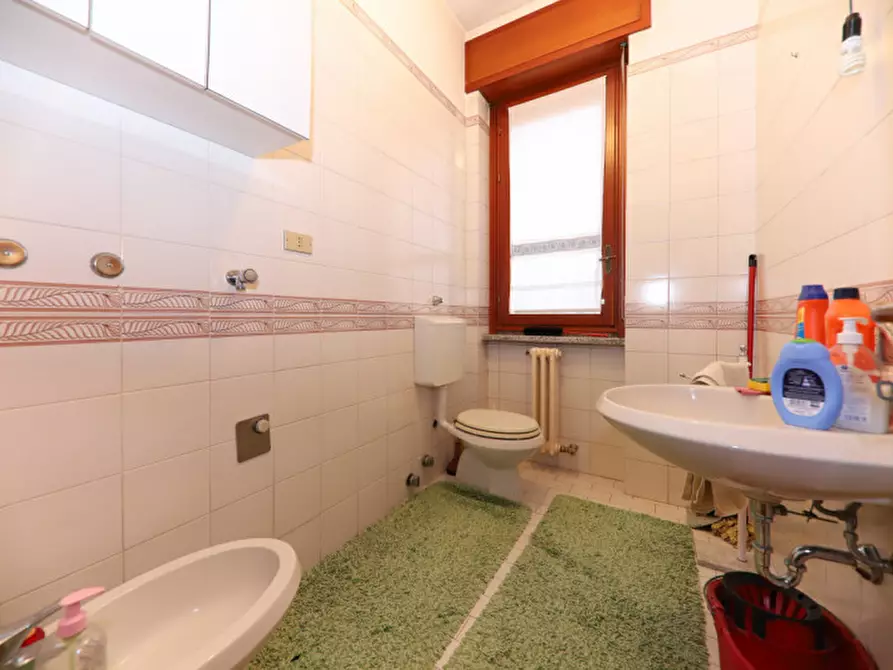 Immagine 25 di Casa bifamiliare in vendita  in Corso Isonzo a Seveso