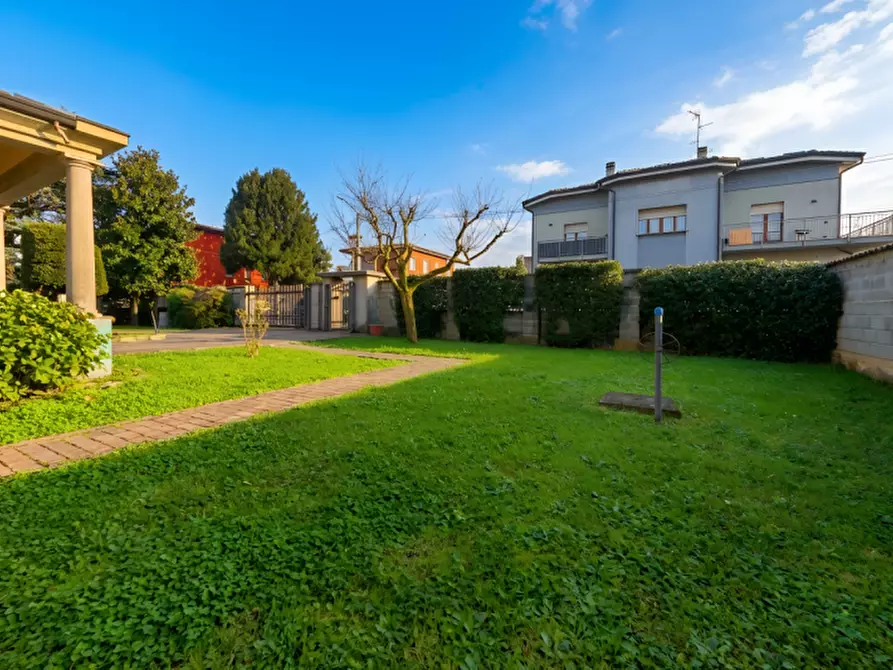 Immagine 40 di Casa bifamiliare in vendita  in Corso Isonzo a Seveso