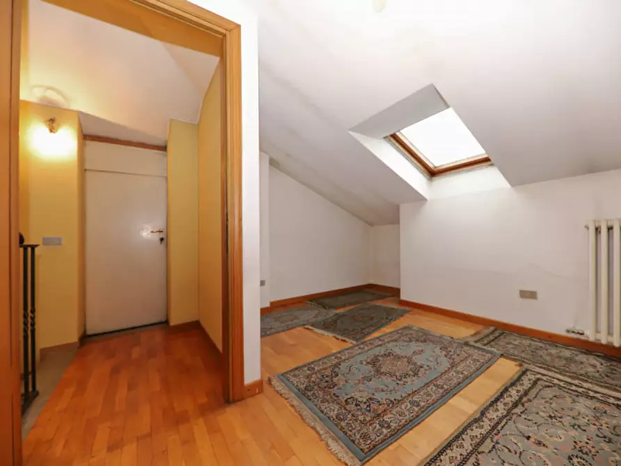 Immagine 34 di Casa bifamiliare in vendita  in Corso Isonzo a Seveso