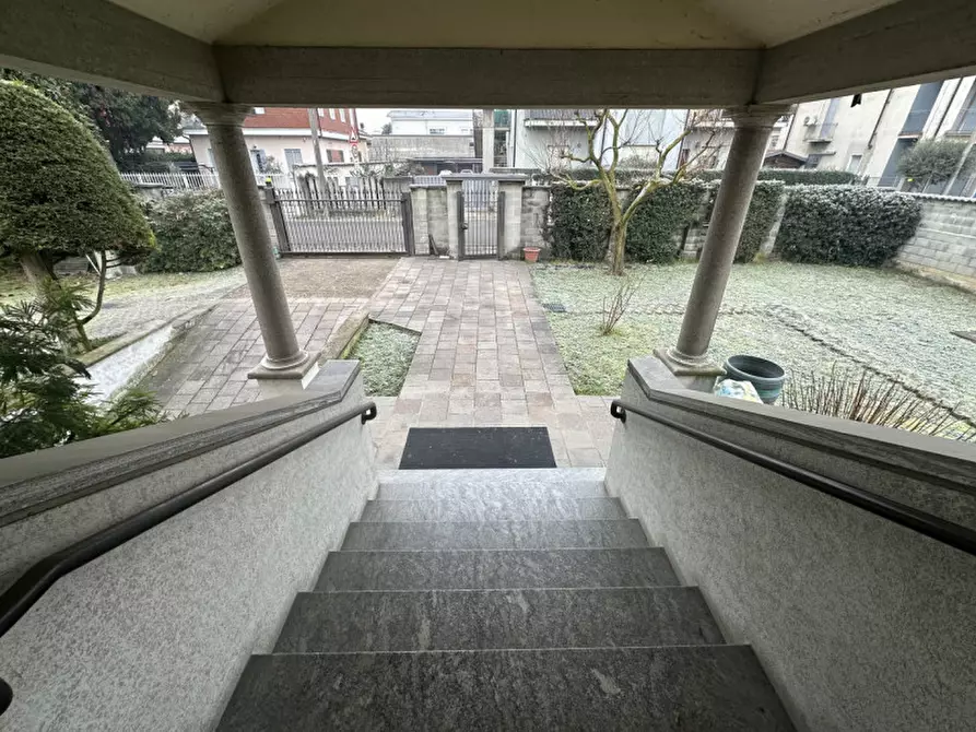 Immagine 43 di Casa bifamiliare in vendita  in Corso Isonzo a Seveso