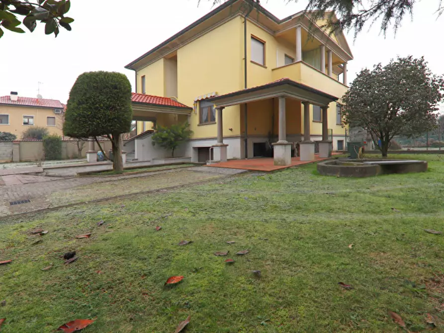 Immagine 44 di Casa bifamiliare in vendita  in Corso Isonzo a Seveso