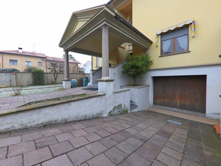 Immagine 49 di Casa bifamiliare in vendita  in Corso Isonzo a Seveso