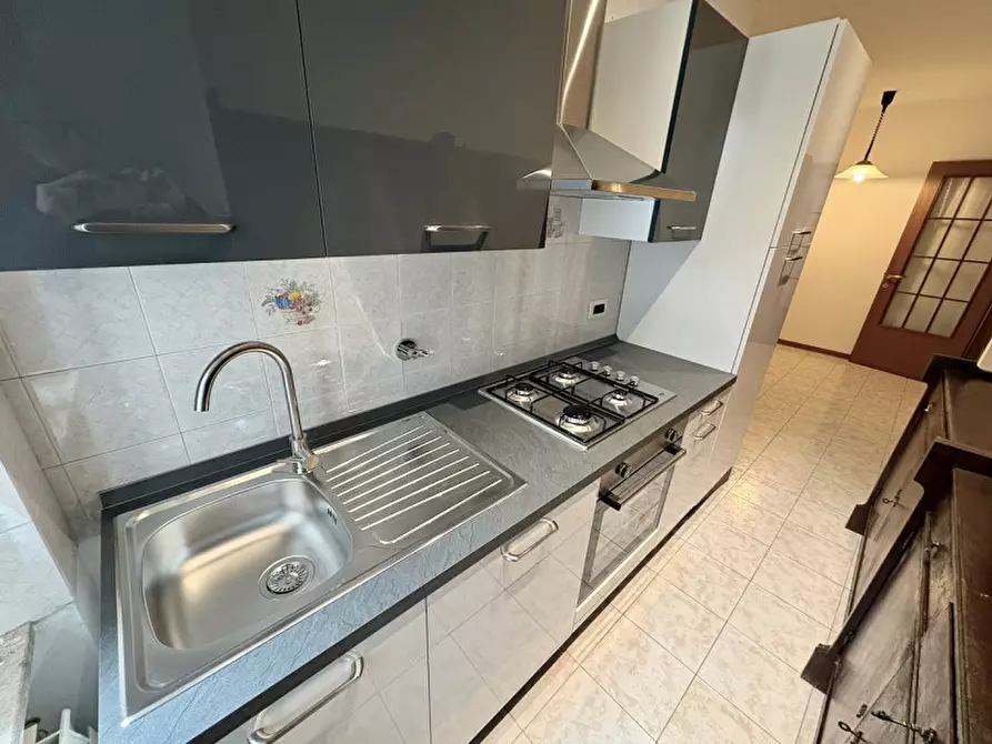 Immagine 9 di Appartamento in affitto  in Via Corti 1 a Trieste