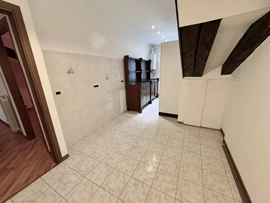 Immagine 15 di Appartamento in affitto  in Via Corti 1 a Trieste