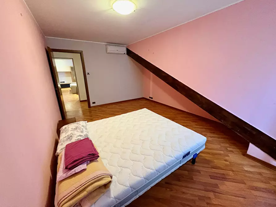 Immagine 19 di Appartamento in affitto  in Via Corti 1 a Trieste