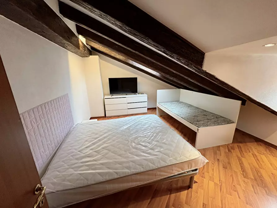 Immagine 21 di Appartamento in affitto  in Via Corti 1 a Trieste