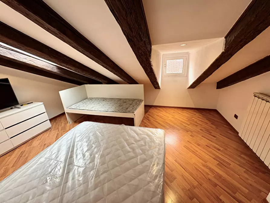 Immagine 25 di Appartamento in affitto  in Via Corti 1 a Trieste