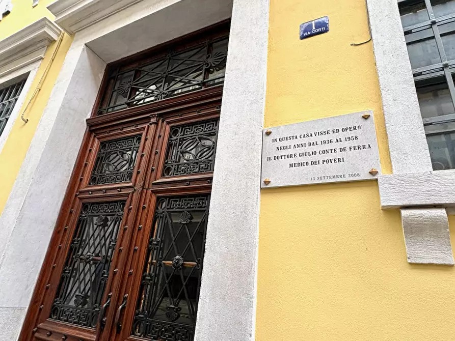 Immagine 44 di Appartamento in affitto  in Via Corti 1 a Trieste