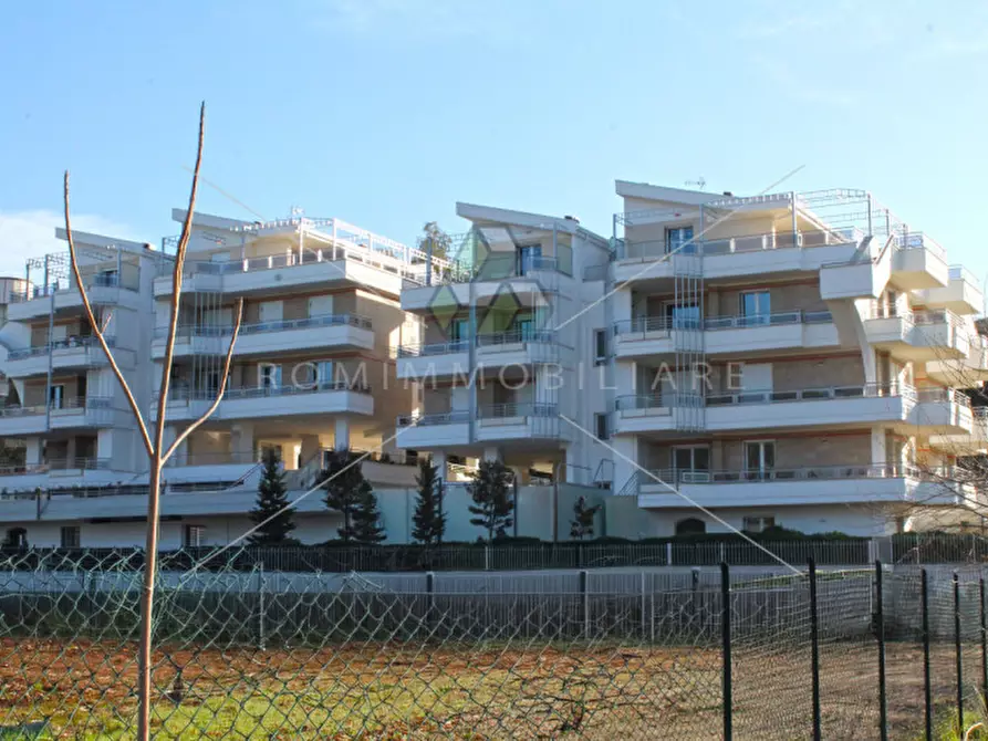Immagine 5 di Appartamento in vendita  in Via di Vigna Murata a Roma