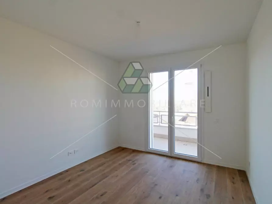Immagine 13 di Appartamento in vendita  in Via di Vigna Murata a Roma