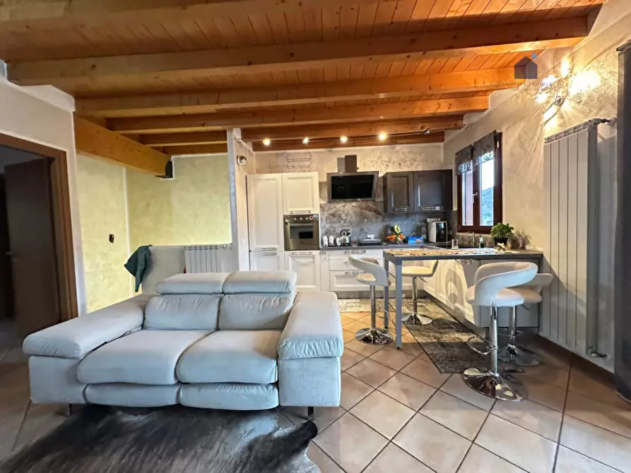 Immagine 3 di Villa in vendita  in via tormini 74q a Gavardo