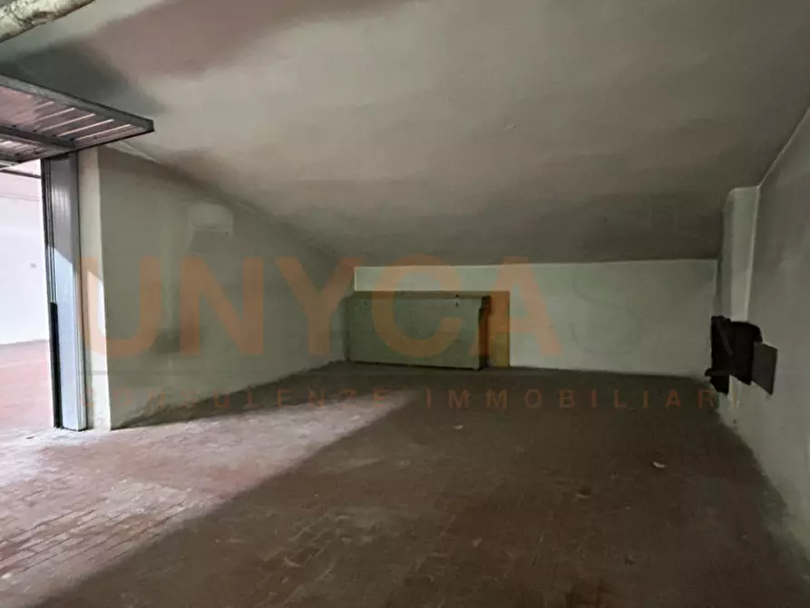 Immagine 3 di Garage in vendita  in Via Umberto I a Padova