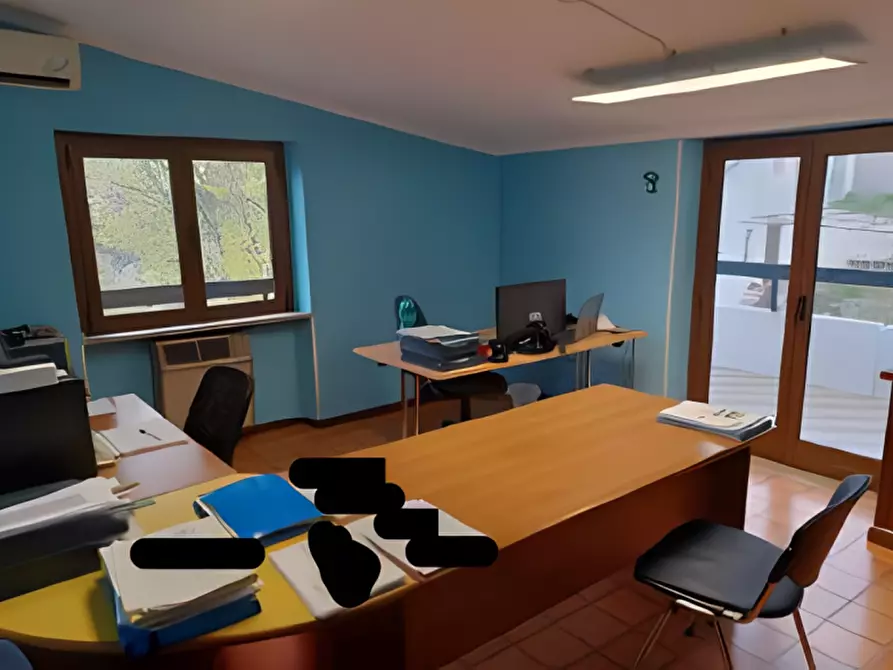 Immagine 3 di Ufficio in vendita  in Via Rocco Scotellaro a Lauria