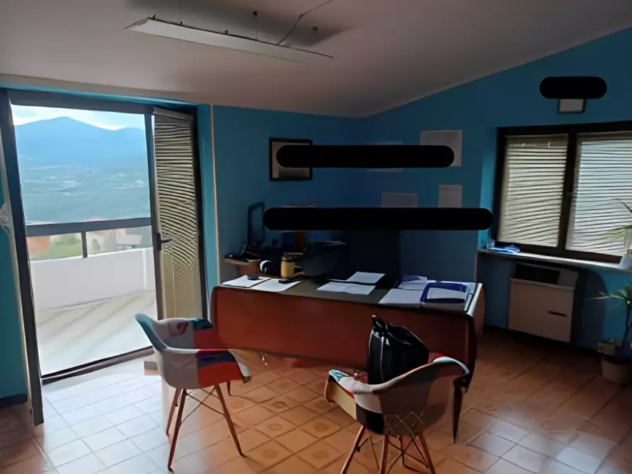 Immagine 5 di Ufficio in vendita  in Via Rocco Scotellaro a Lauria