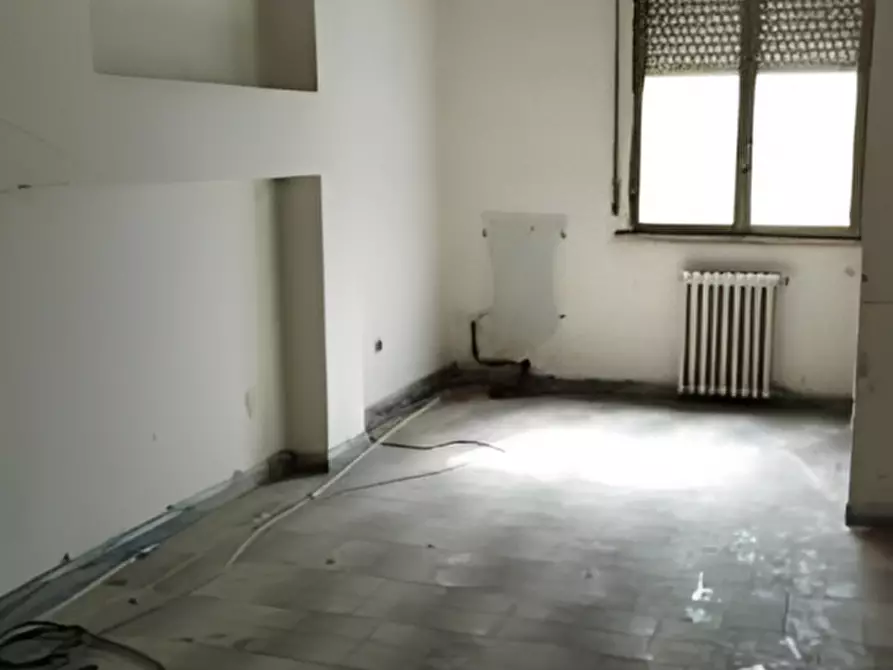 Immagine 2 di Appartamento in vendita  in Via Rocco Scotellaro a Lauria