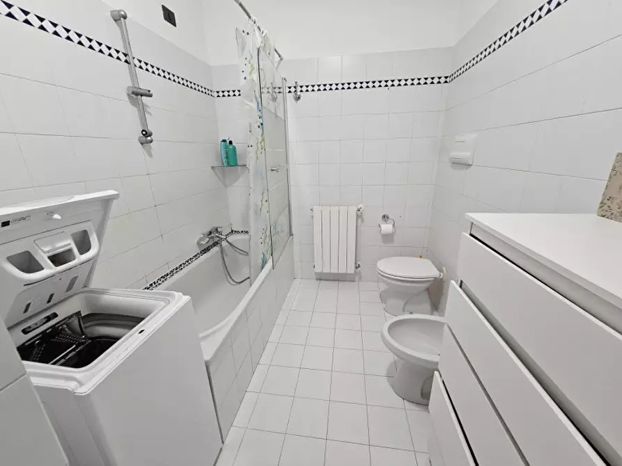 Immagine 10 di Appartamento in vendita  in Via Privata Olivetta a Savona