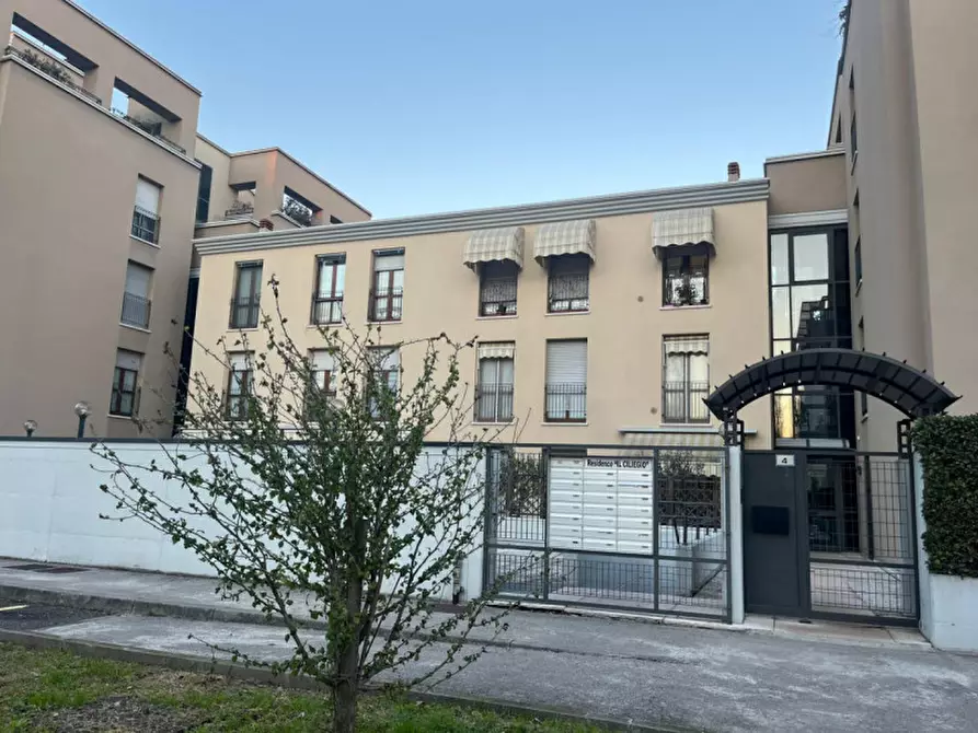 Immagine 2 di Appartamento in vendita  in Via dei Sanmicheli 4 a Brescia
