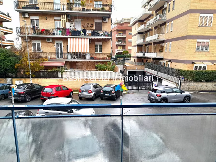 Immagine 13 di Appartamento in vendita  in Via dei Della Bitta a Roma