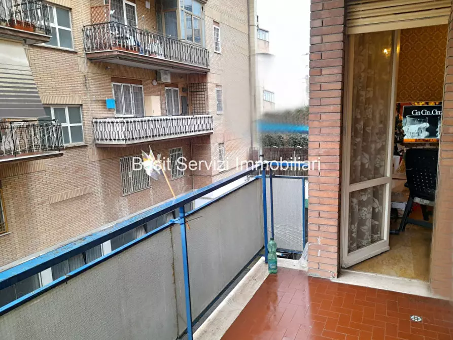 Immagine 14 di Appartamento in vendita  in Via dei Della Bitta a Roma