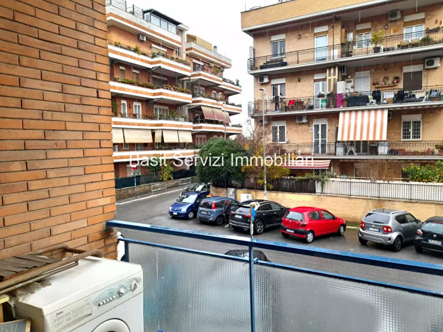 Immagine 18 di Appartamento in vendita  in Via dei Della Bitta a Roma