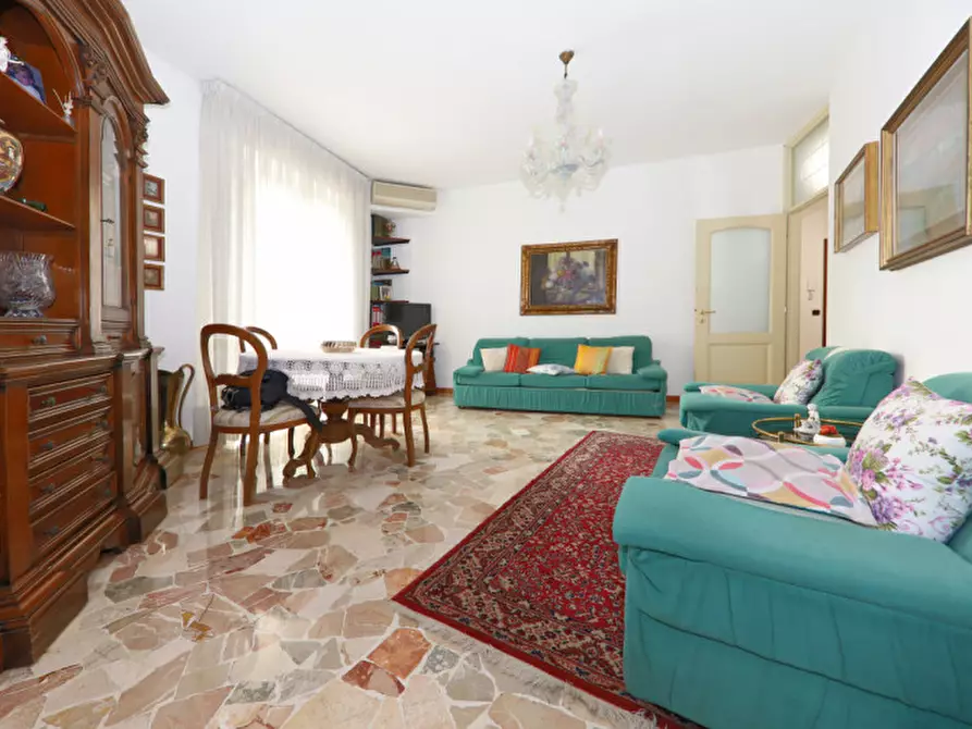 Immagine 2 di Appartamento in vendita  in Via Ercole Ricotti a Milano