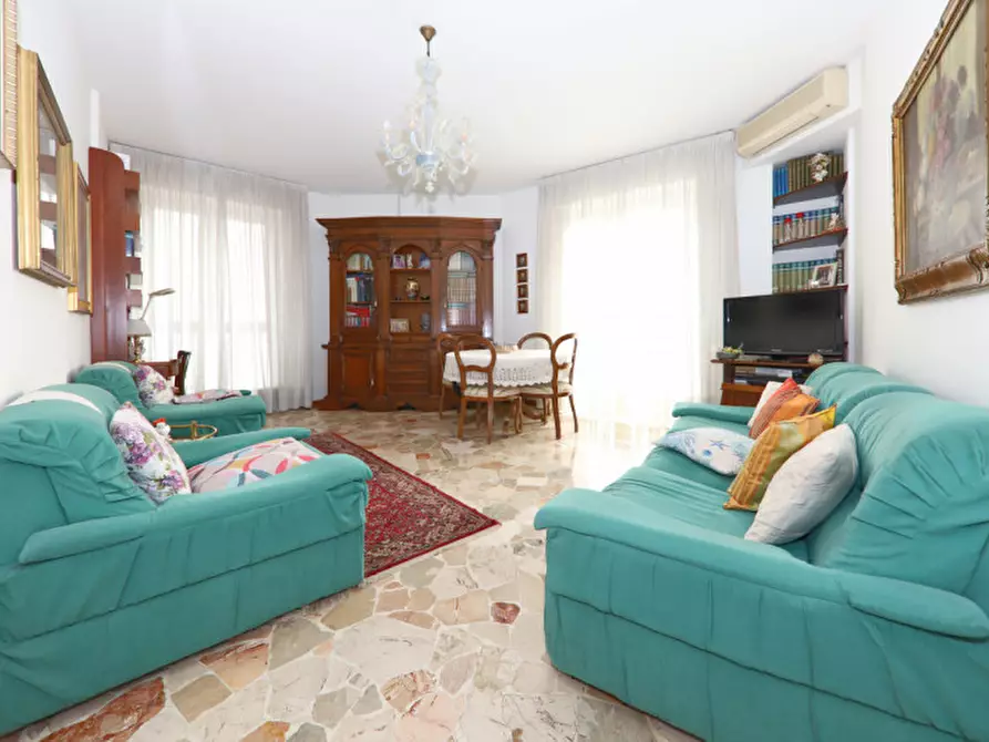 Immagine 3 di Appartamento in vendita  in Via Ercole Ricotti a Milano