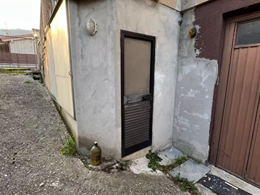 Immagine 31 di Casa bifamiliare in vendita  in Via Roma a Longare