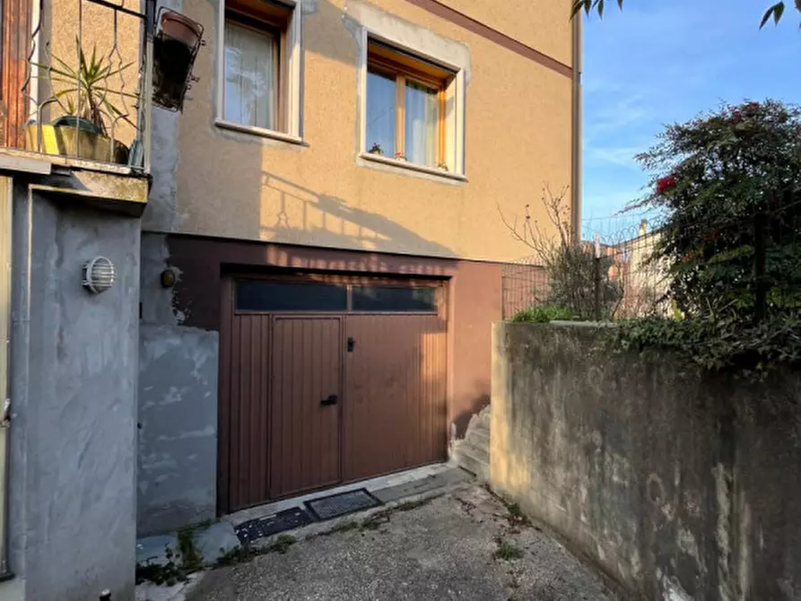 Immagine 42 di Casa bifamiliare in vendita  in Via Roma a Longare