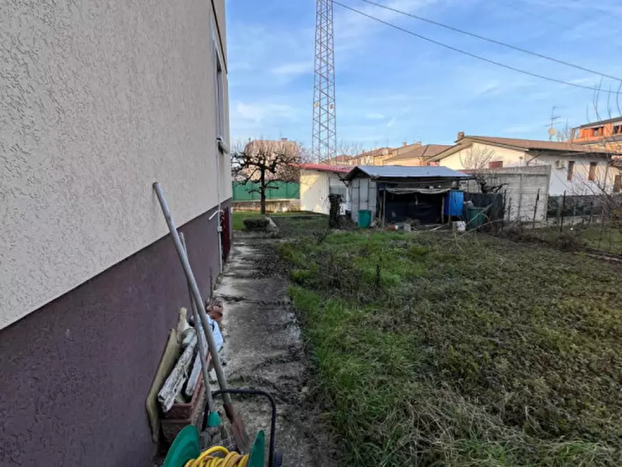 Immagine 44 di Casa bifamiliare in vendita  in Via Roma a Longare