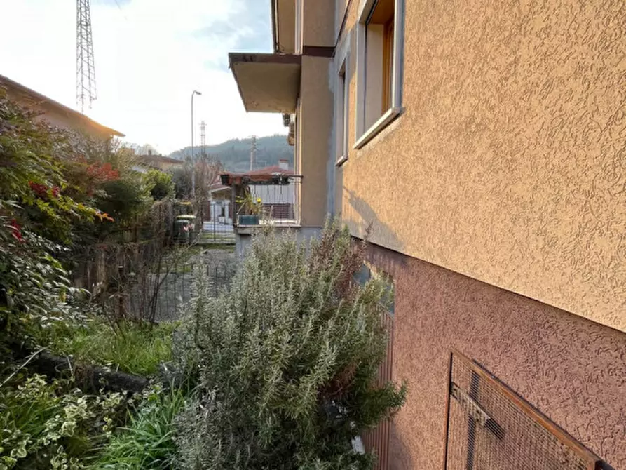 Immagine 45 di Casa bifamiliare in vendita  in Via Roma a Longare