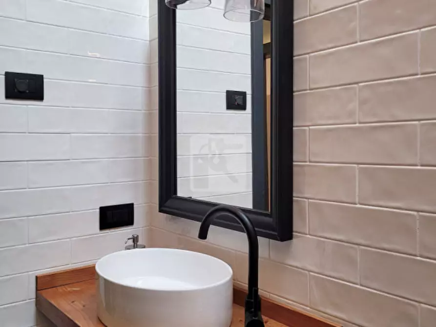 Immagine 23 di Appartamento in vendita  in Via Piave a Ledro