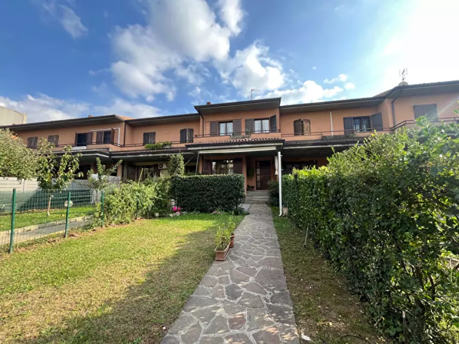 Immagine 1 di Villetta a schiera in vendita  in Via Michelangelo 219 a Brescia