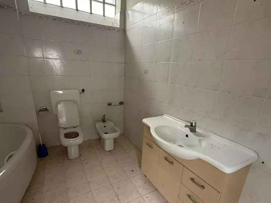 Immagine 6 di Appartamento in vendita  in Via Novara 4 a Lonate Pozzolo