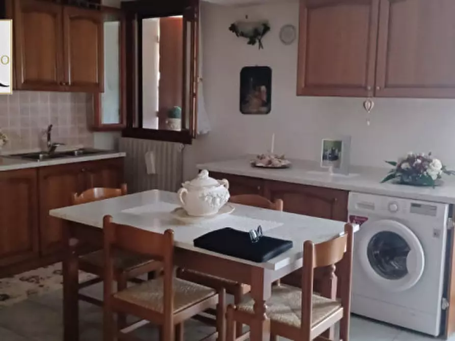 Immagine 2 di Casa bifamiliare in vendita  a Castelguglielmo