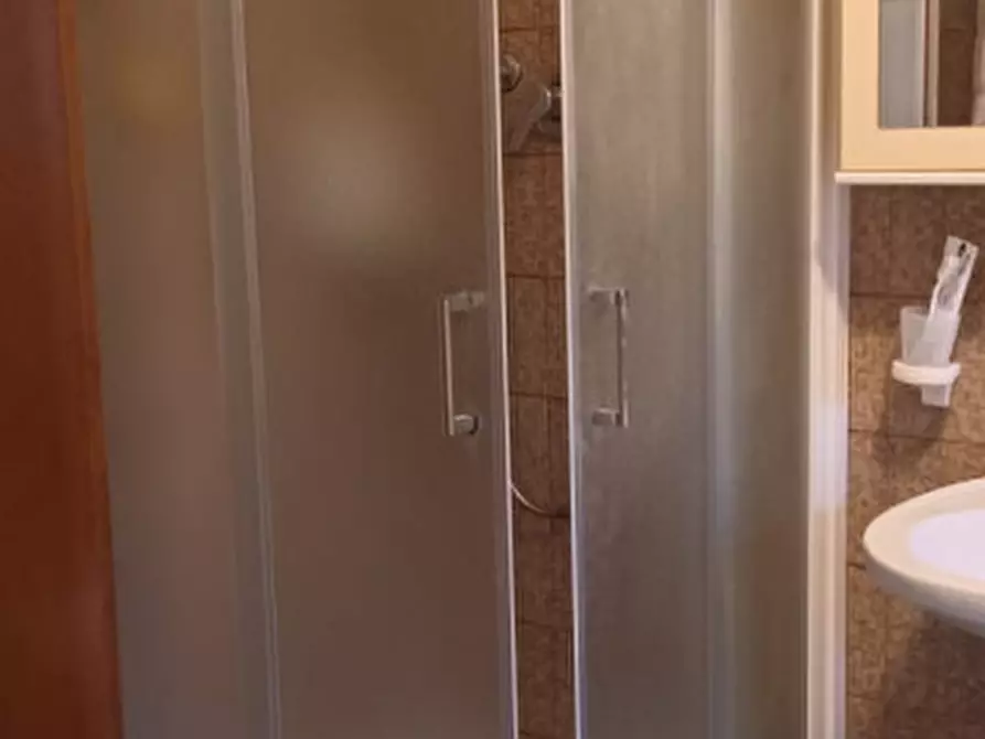 Immagine 9 di Casa bifamiliare in vendita  a Castelguglielmo