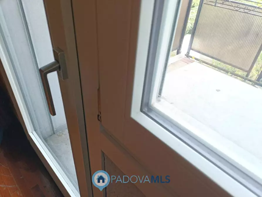 Immagine 11 di Appartamento in vendita  in Via Luigi Pastro, 13 a Padova