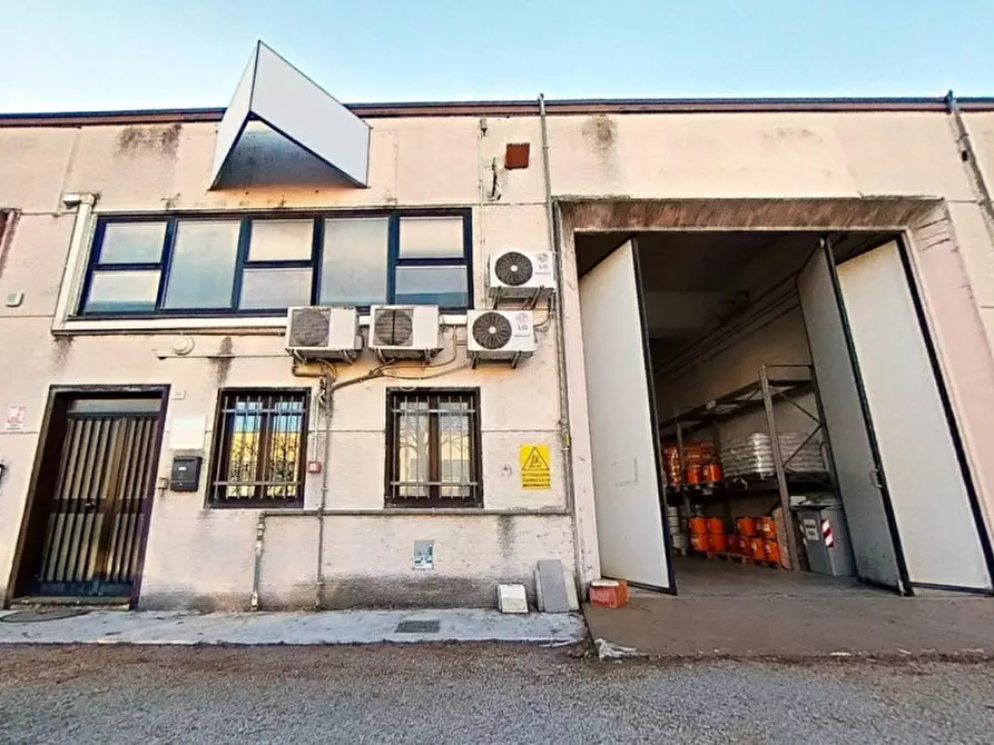 Immagine 2 di Capannone industriale in vendita  in Zona industriale Santa Maria del Piano, Urbania (PU) a Urbania