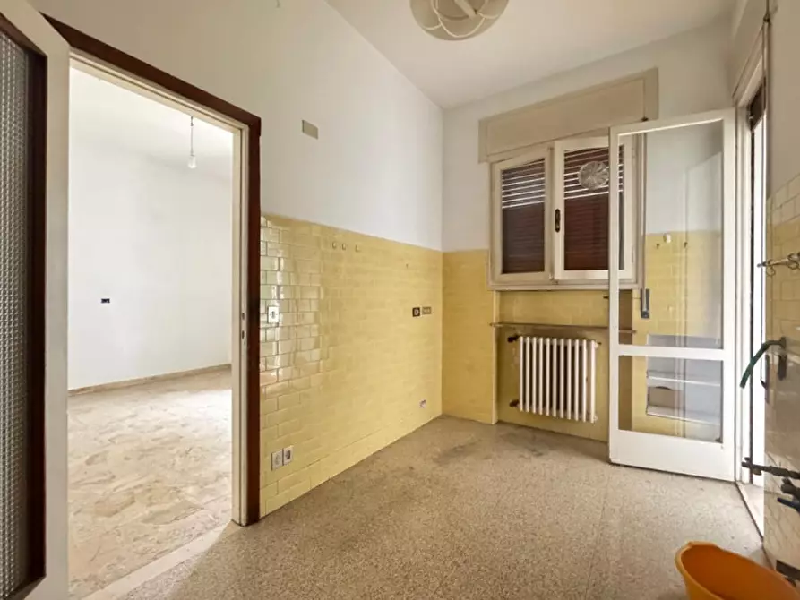 Immagine 17 di Appartamento in vendita  a Brescia