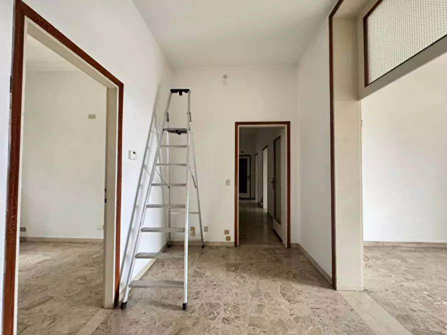 Immagine 25 di Appartamento in vendita  a Brescia