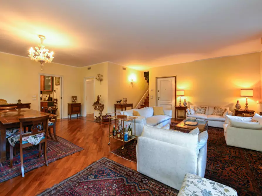 Immagine 9 di Appartamento in vendita  a Brescia