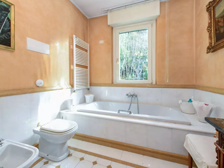 Immagine 13 di Appartamento in vendita  a Brescia