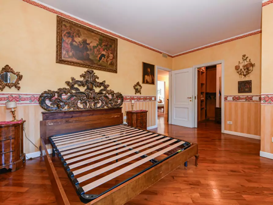 Immagine 37 di Appartamento in vendita  a Brescia